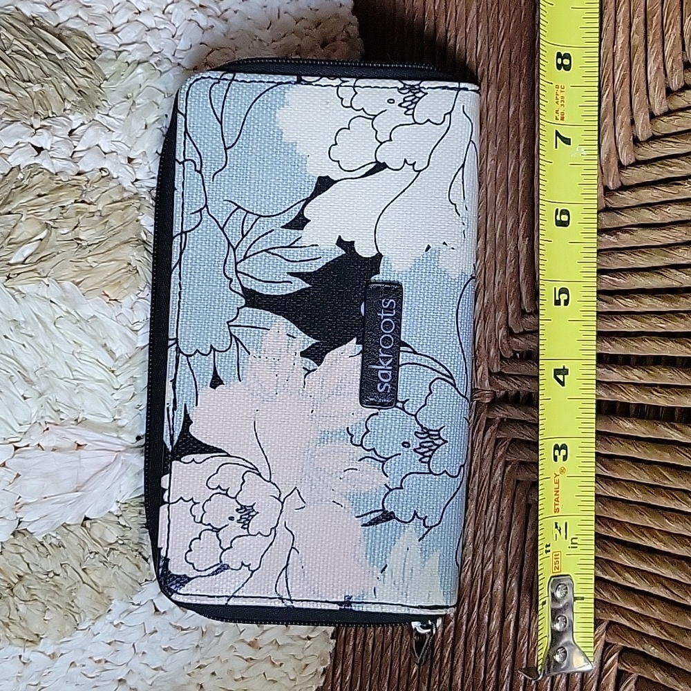 Sakroots zippered floral clutch